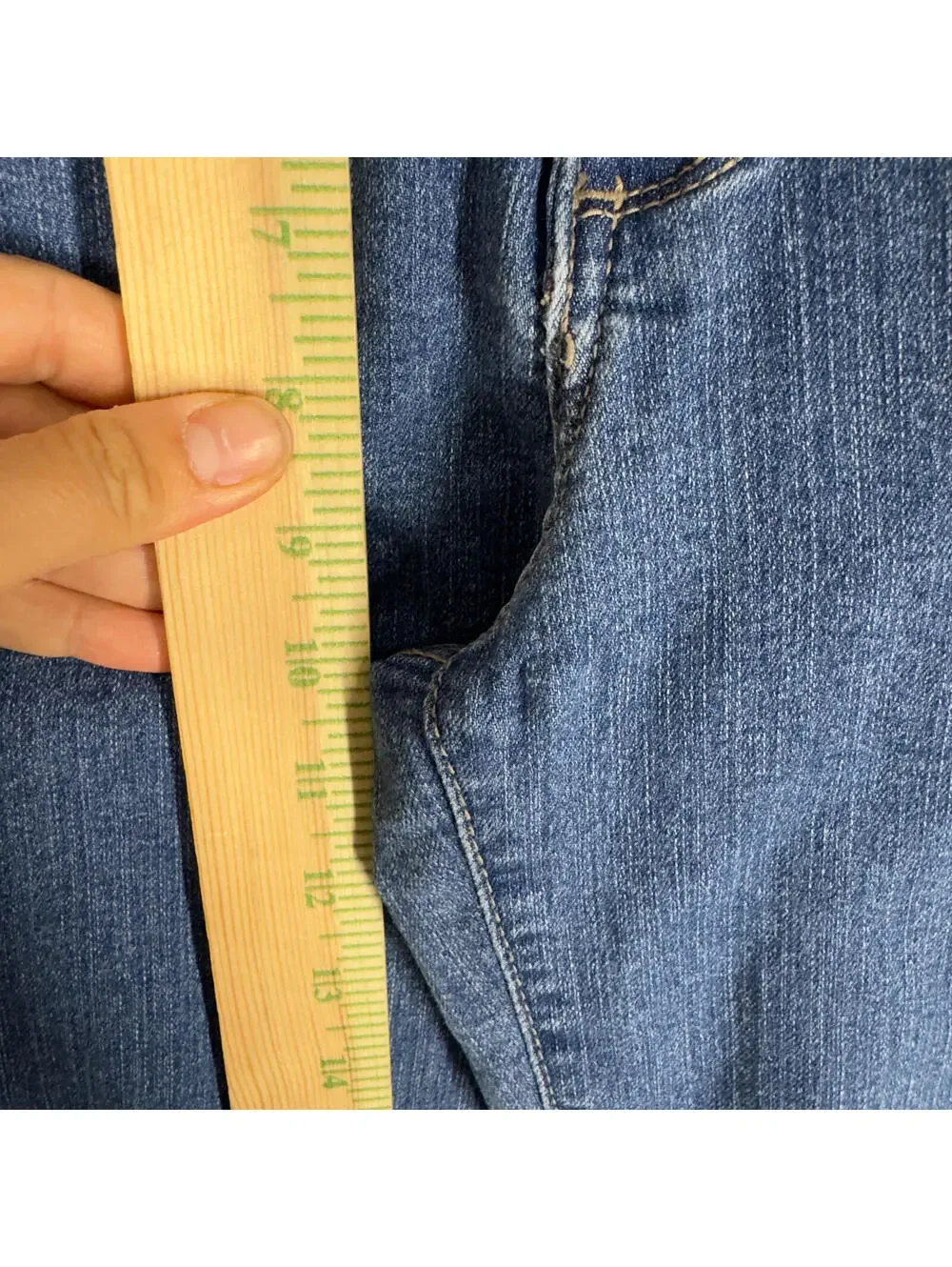 NYDJ Jeans Women 8 Blue Denim Medium Wash Mid Rise Cuffed Straight Pockets - Picture 4 of 8